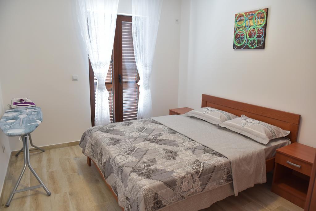 Apartmani Centar Igalo Herceg Novi Eksteriør billede